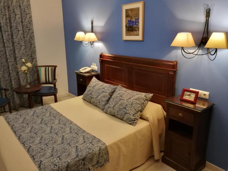 Фото Hotel Maestre