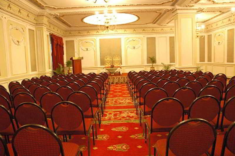 Фото Ambica Empire