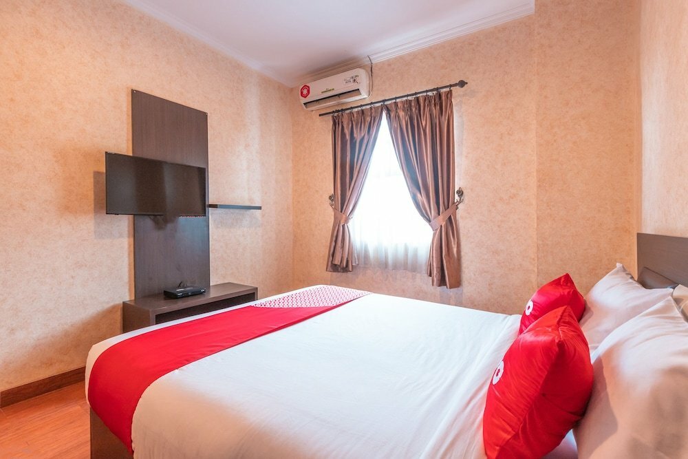 Hotel Oyo Flagship 2131 Hotel Binong, Earth, photo