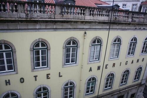 Гостиница Pensao Residencial Estrela Do Mondego в Лиссабоне