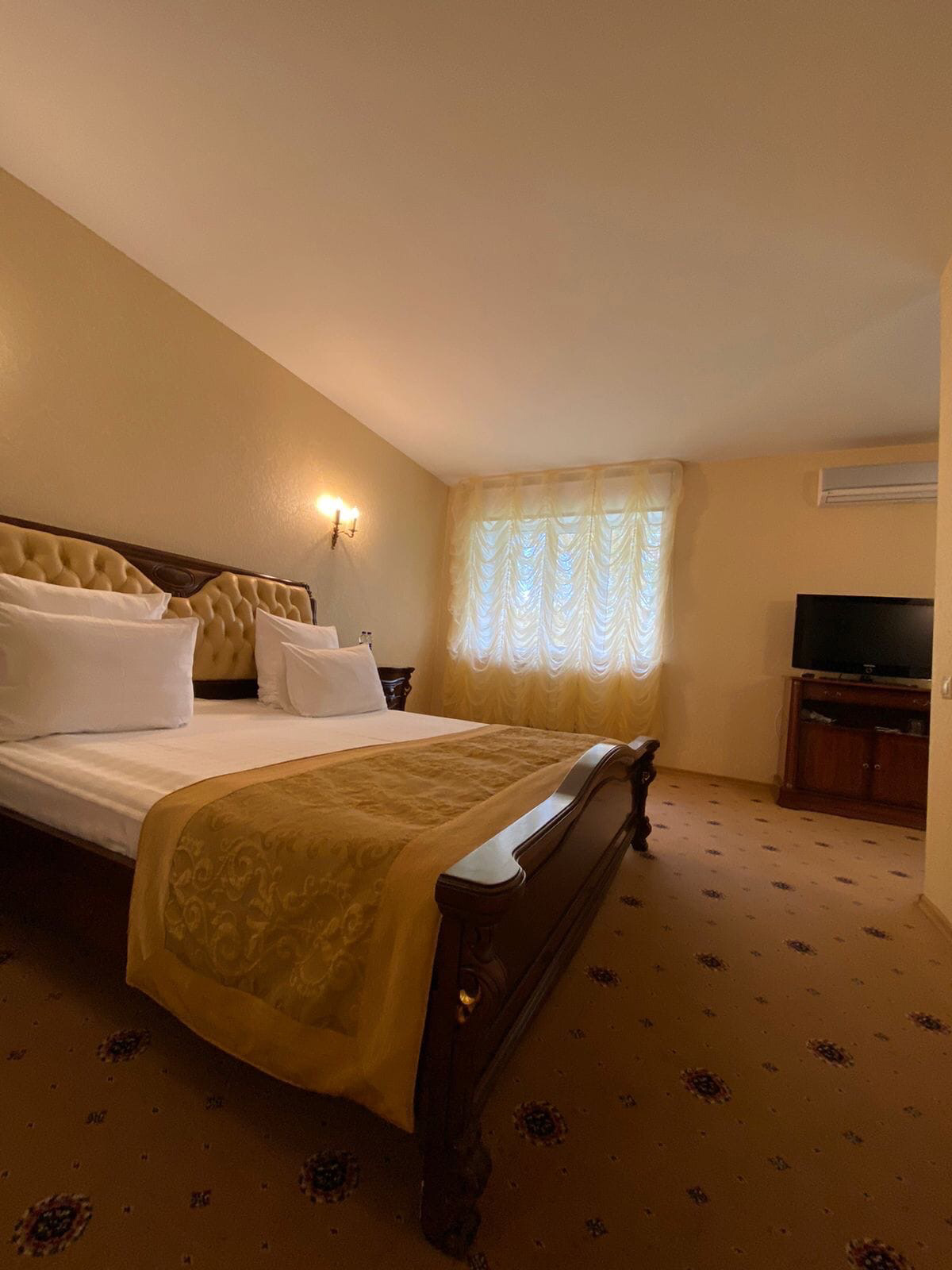 Фото Аристократ