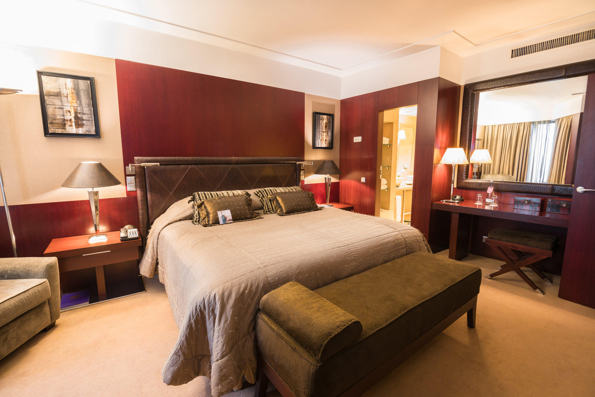 Фото Crowne Plaza Porto