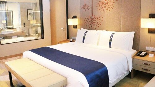 Гостиница Holiday Inn Chengdu Qinhuang