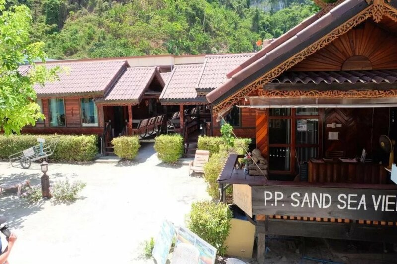 Гостиница Phi Phi Sand Sea View Resort