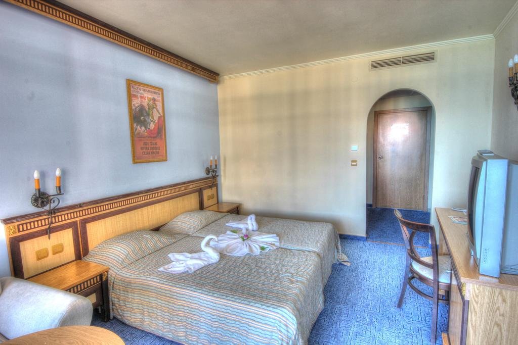 Фото Atrium Beach Hotel - All Inclusive