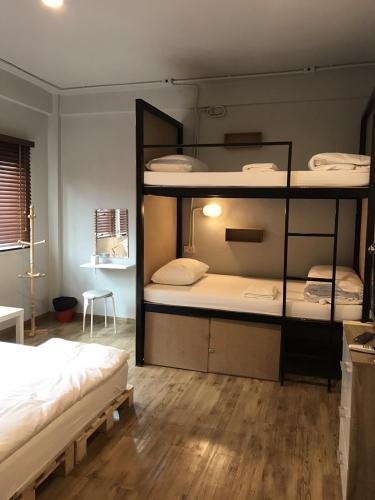 Фото Hotel Papa Bangkok Siriraj