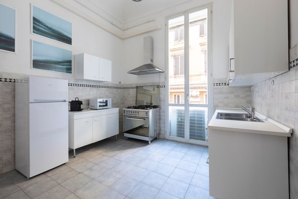 Фото Trastevere Roomy Apartment