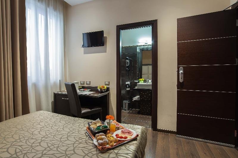 Фото Infinity Hotel St Peter