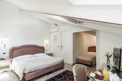 Гостиница Hotel Kursaal - Umbria