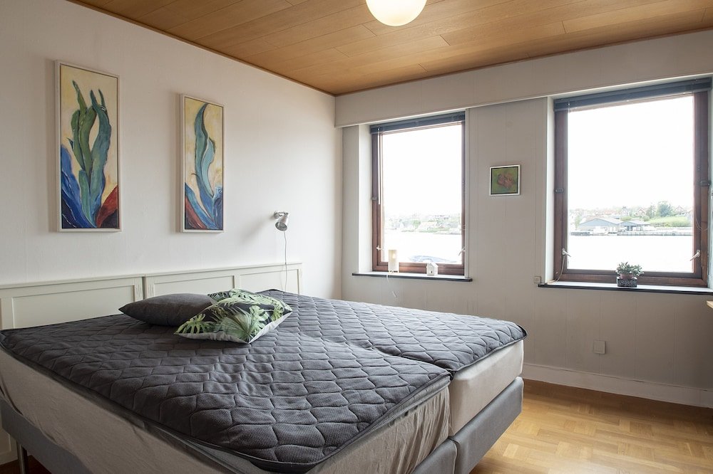 Фото Harbour Walk