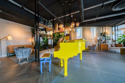 Гостиница NinetyNine Hotel Amsterdam Airport