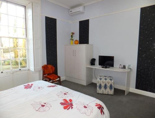 Фото Cape Valley Manor Guest House