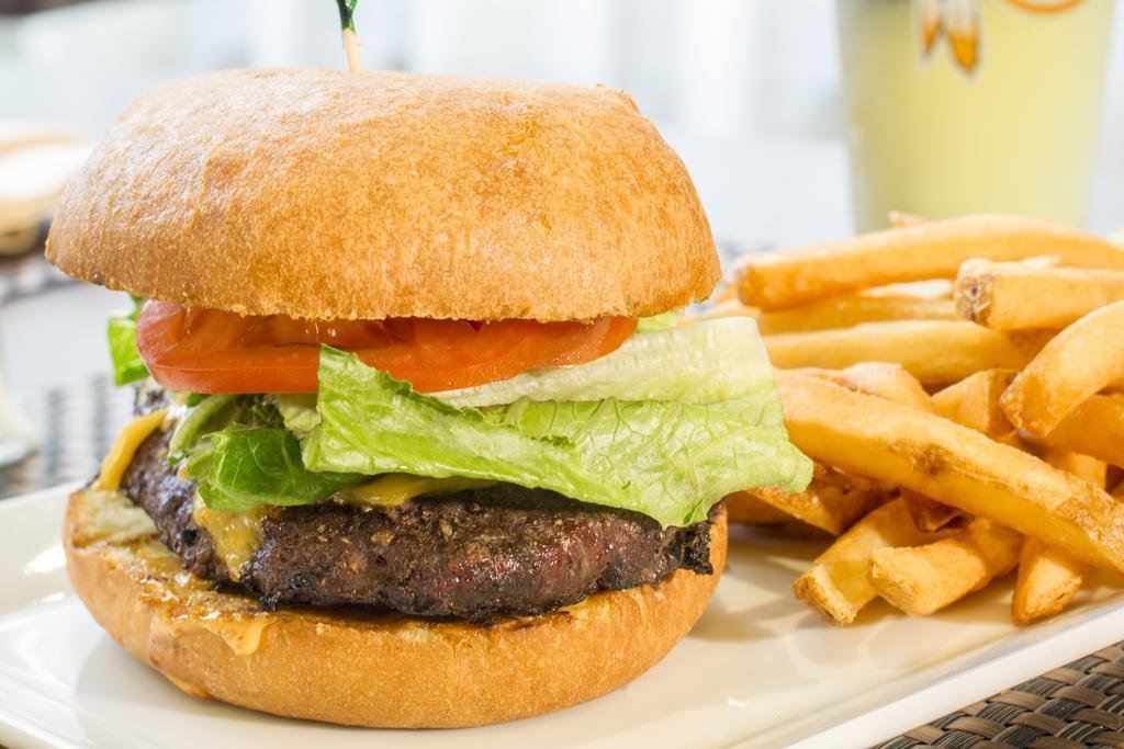 Фото DoubleTree by Hilton Hotel Largo-Washington Dc