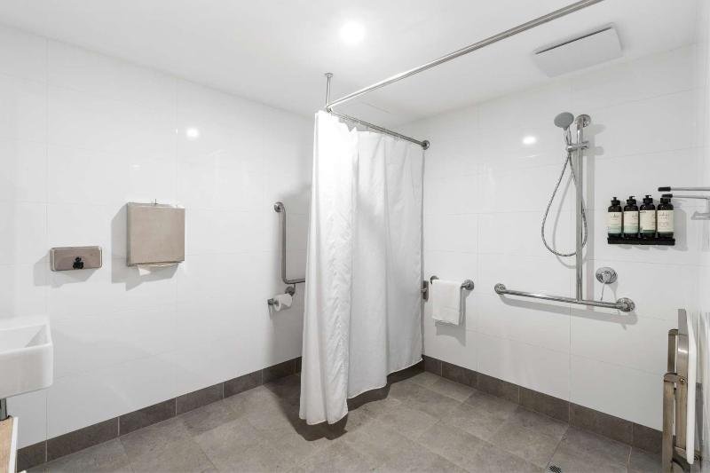 Фото The Gerald Apartment Hotel