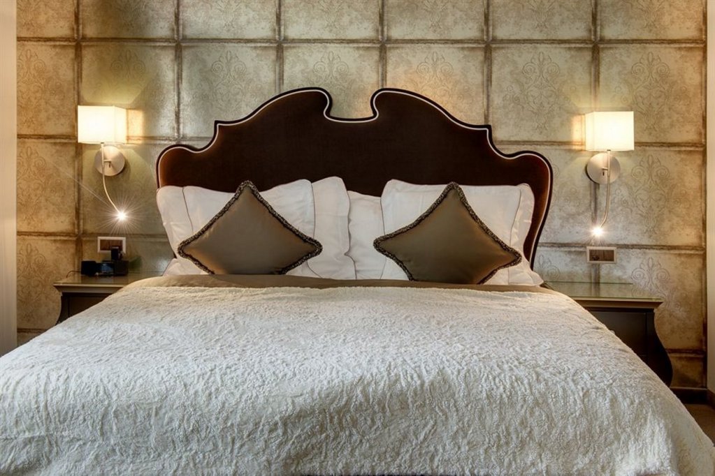 Фото Schloss Cottage - A Swiss Experience