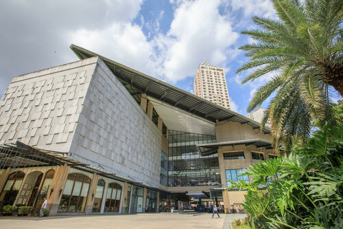 Внешний вид отеля Holiday Inn & Suites Makati, an Ihg Hotel в Макати, фото 1