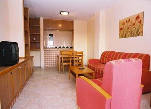 Гостиница Apartamentos Golf Center в Рокетас де Маре