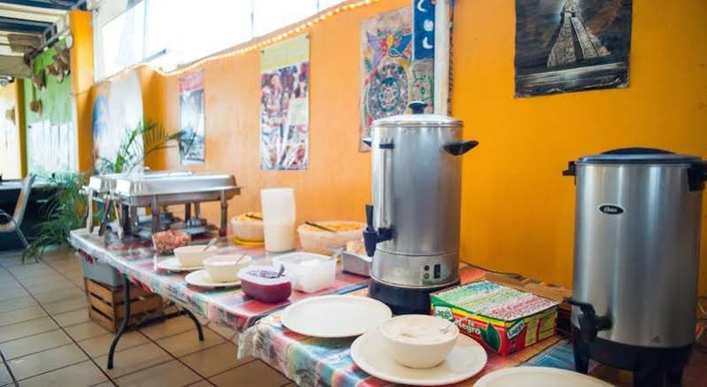 Фото Amigo Suites