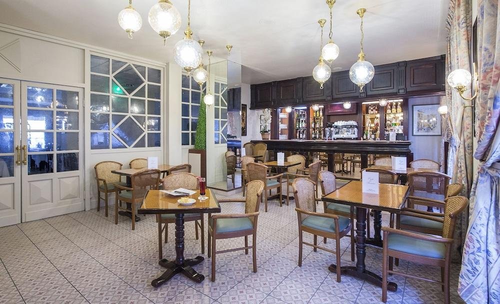 Фото Hotel Aneto