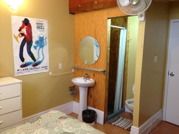 Фото Auberge du Plateau - Hostel