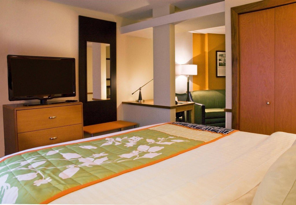 Фото Fairfield Inn & Suites Spokane Downtown