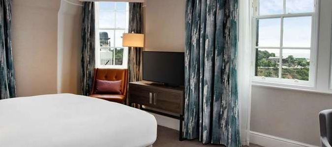 Фото Hilton Edinburgh Carlton