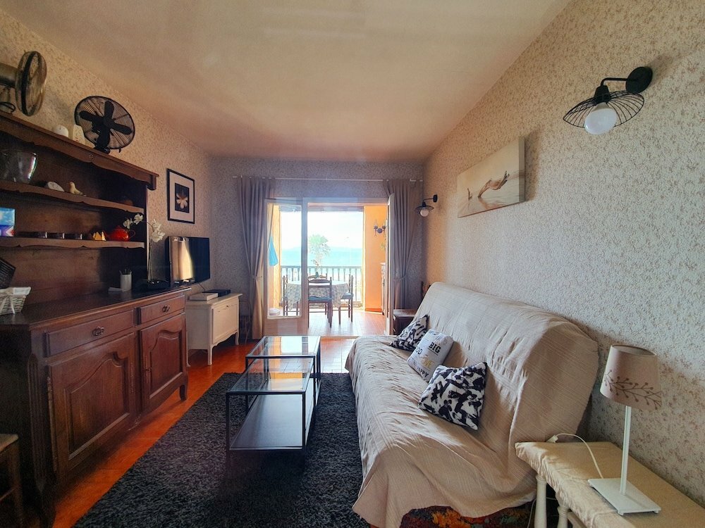 Studio les Pieds dans l'Eau, hotel, Provence-Alpes-Côte d'Azur, Var ...