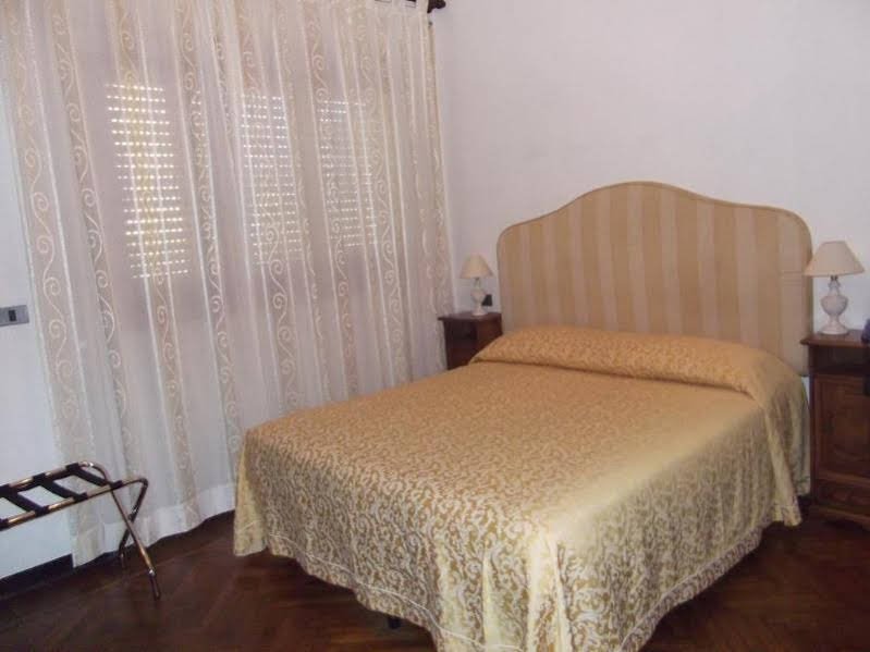 Фото Hotel La Vela-Castello Il Rifugio