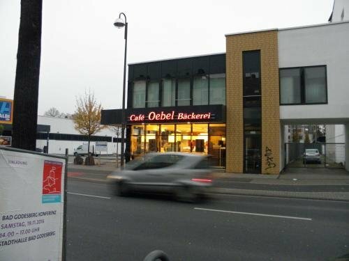 Гостиница A&s Ferienwohnungen в Бонне