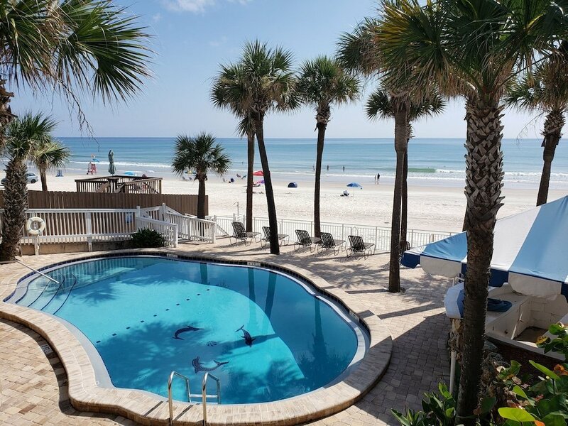 Гостиница Flamingo Inn Beachfront в Дайтона Бич
