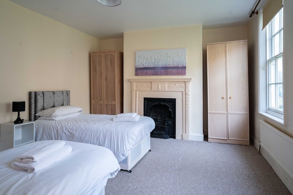 Фото Church Lane Apartments