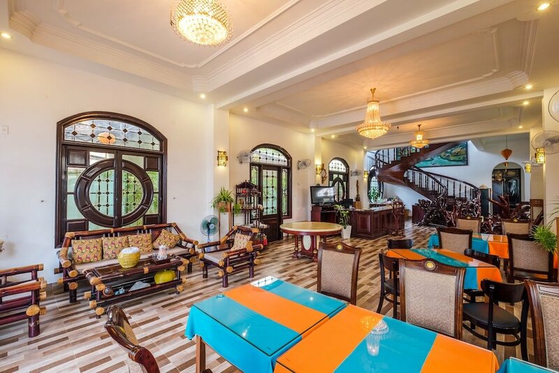 Гостиница Oyo 121 Nipa Riverside Villa в Хойане