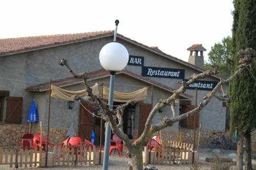 Гостиница Montsant Park Camping & Bungalow