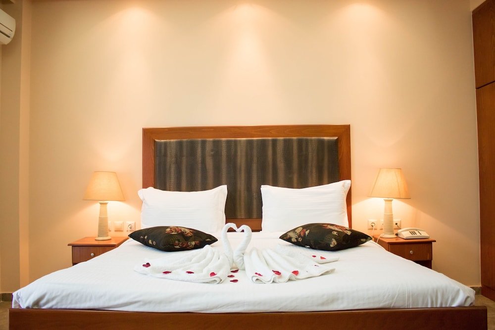 Фото Americana Hotel