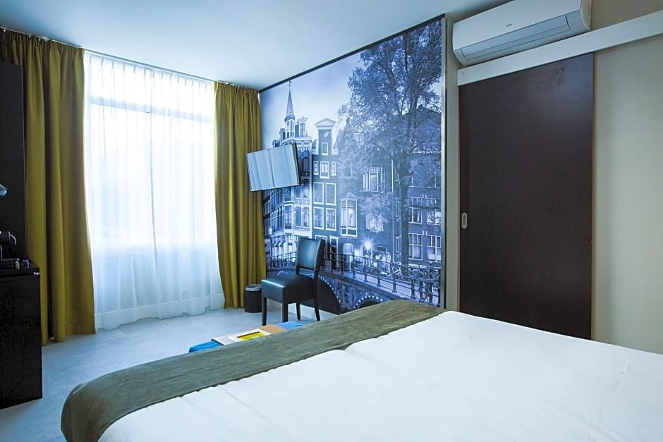 Фото Camp Inn Hotel