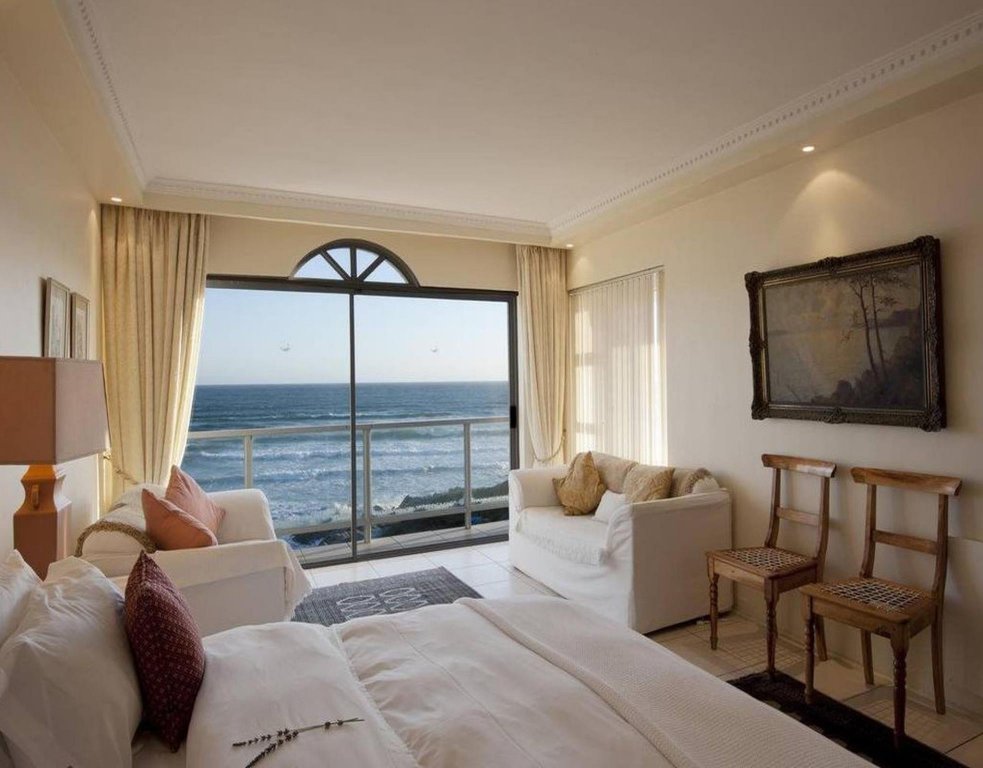 Фото Hermanus Beachfront Lodge