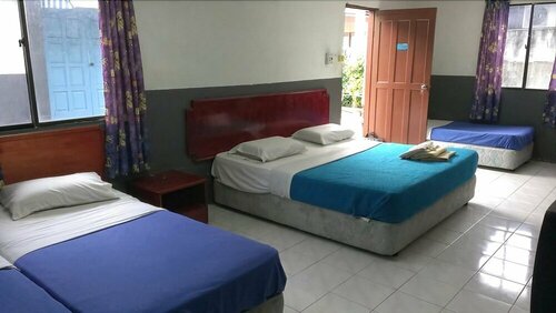 Гостиница Suria Beach Resort