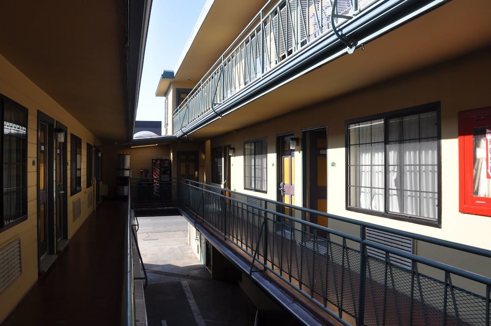 Фото San Francisco Inn