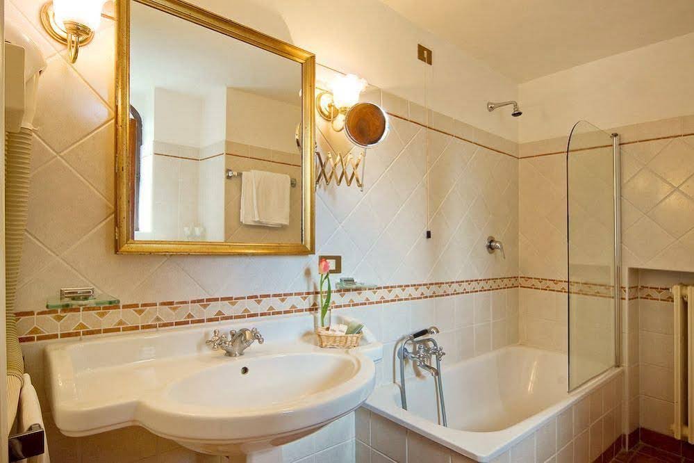 Фото Hotel La Badia di Orvieto