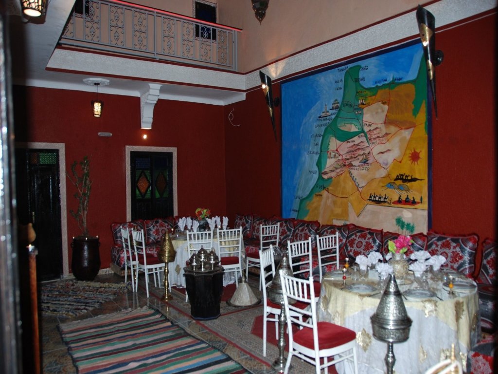 Фото Red Castle Hostel - Backpacker