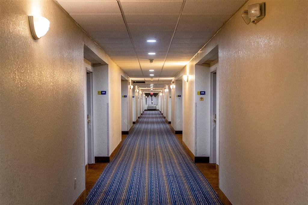 Фото Days Inn And Suites Houston North/Aldine