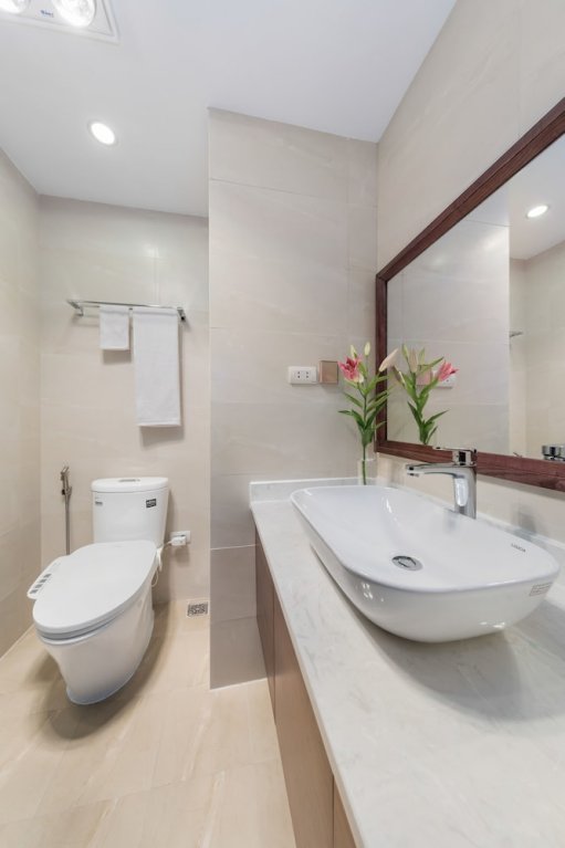 Фото Granda West Lake Apartment