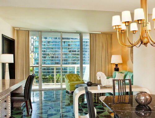 Гостиница Icon Brickell Downtown W Miami Suites в Майами