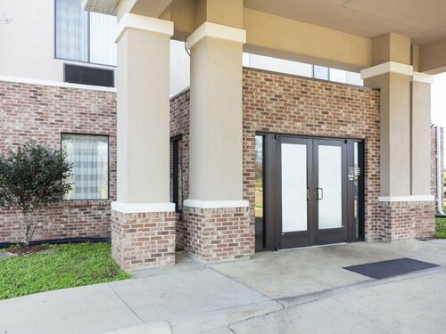 Гостиница Oyo Hotel Jackson Ms Downtown в Джексоне