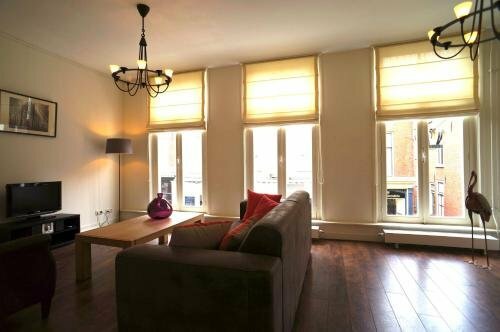 Гостиница Shortstay Apartments Noordeinde в Гааге