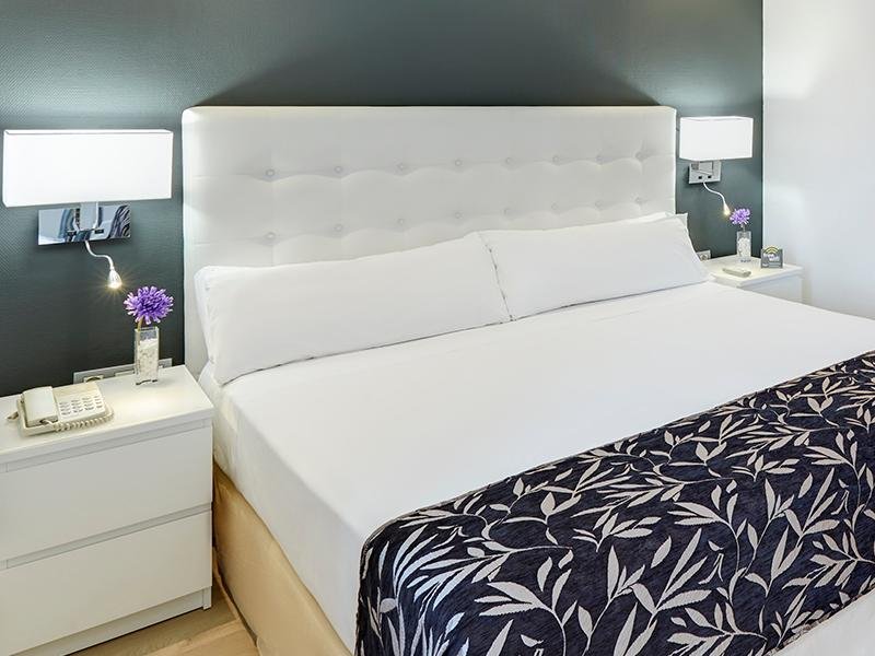 Фото Sercotel Madrid Aeropuerto