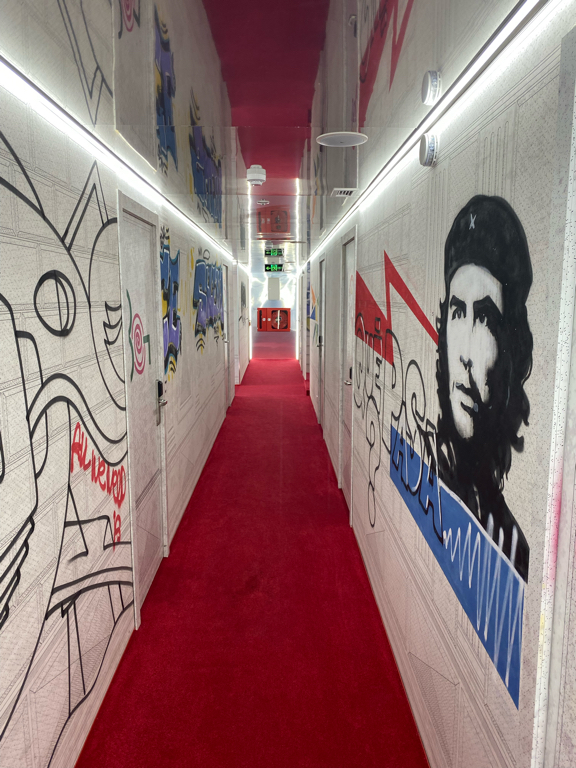 Фото Дизайнерский отель Platforma