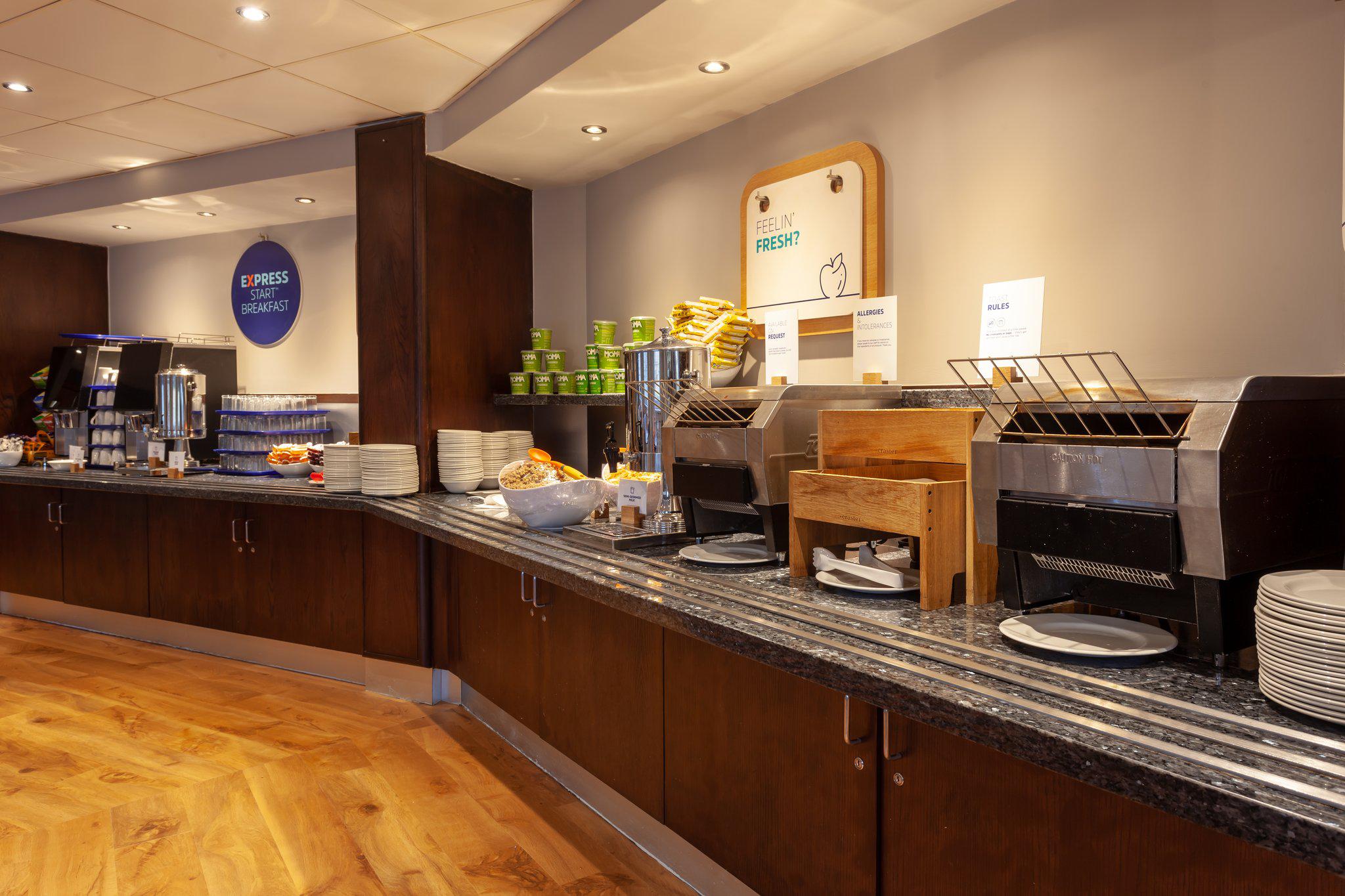 Фото Holiday Inn Glasgow City Centre Theatreland, an Ihg Hotel