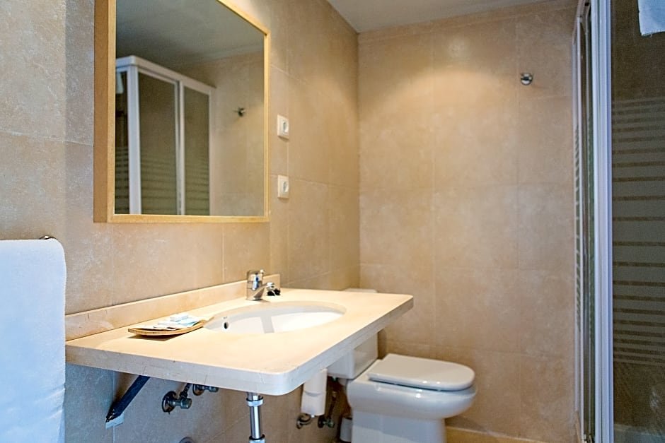 Фото Málaga Hotel Eliseos