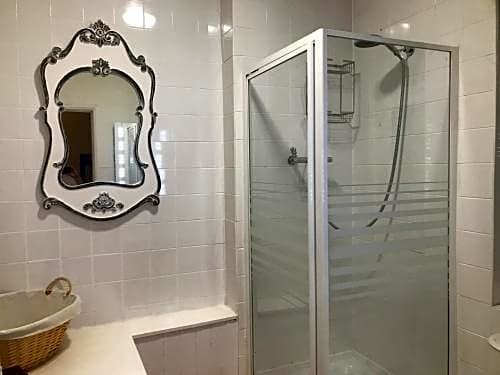 Фото Chester Court Hotel